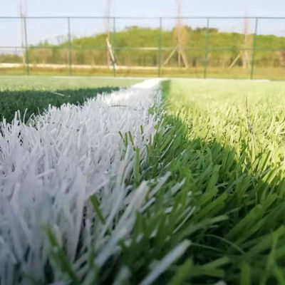 50mm ποδοσφαίρου τεχνητή χλόης χλόη τύρφης ποδοσφαίρου τομέων πράσινη